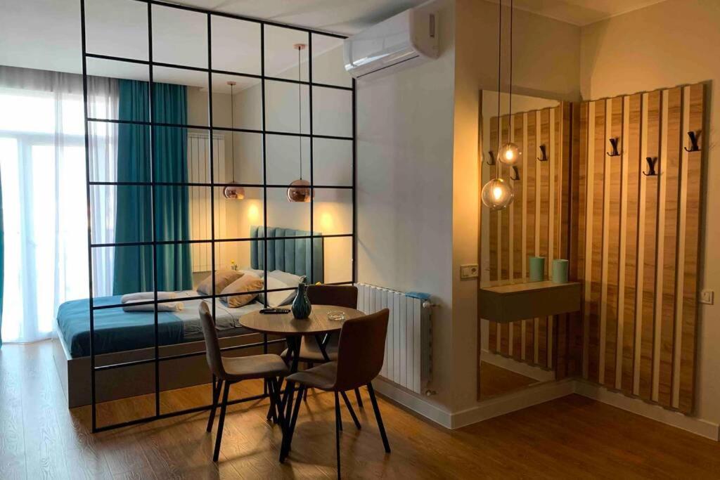 Geverse Apartment Батуми Екстериор снимка
