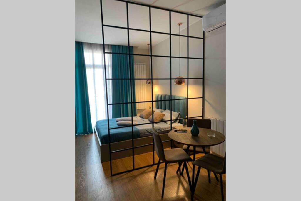 Geverse Apartment Батуми Екстериор снимка