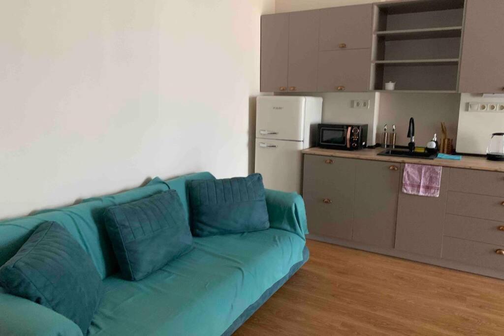 Geverse Apartment Батуми Екстериор снимка